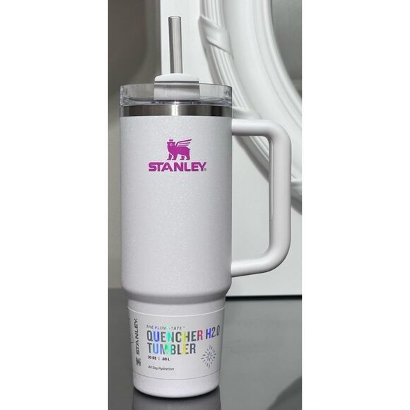 Stanley Quencher H2.0 FlowState Tumbler 30oz, CRYSTAL CRUSH WHITE - Picture 1 of 4